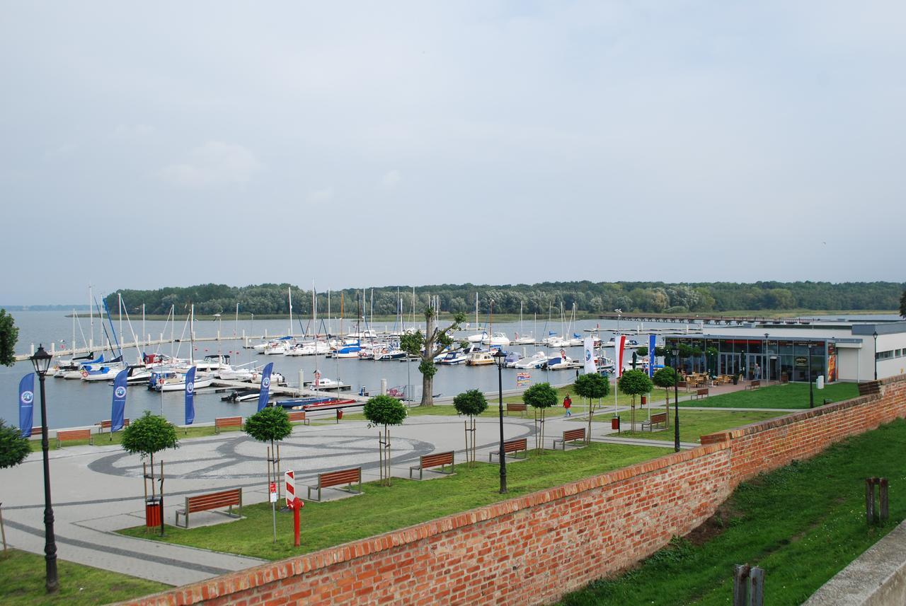 Mieszko II Hotel Kamien Pomorski Exterior photo